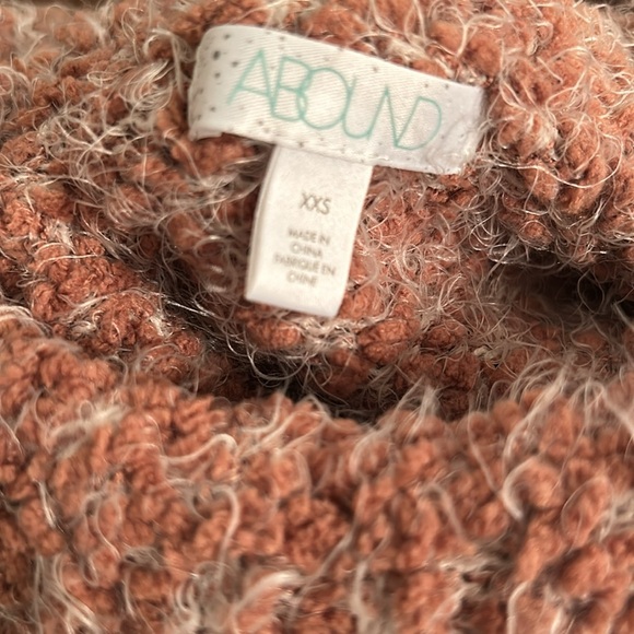 NWT Abound Fuzzy Knit Turtleneck Sweater - Picture 5 of 7